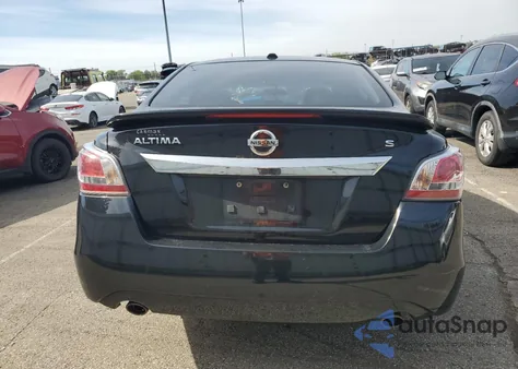 2015 Nissan Altima 2.5 из США, поврежденный, VIN 1N4AL3AP0FC209759